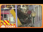 Popular Portugal Tram Derails, Killing at Least 17