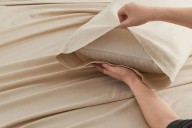 These $67 Linen Sheets Stay ‘Cool and Comfortable All Night’