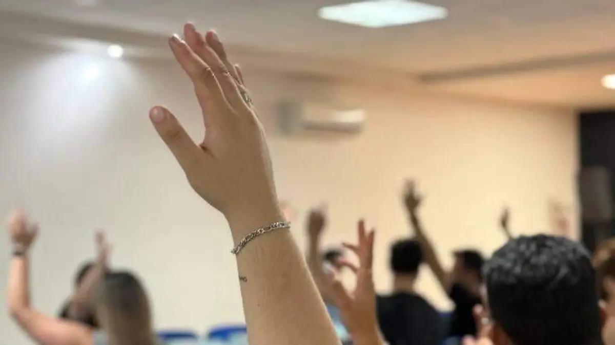 Jóvenes impulsan proyectos de ecología, salud y desarrollo