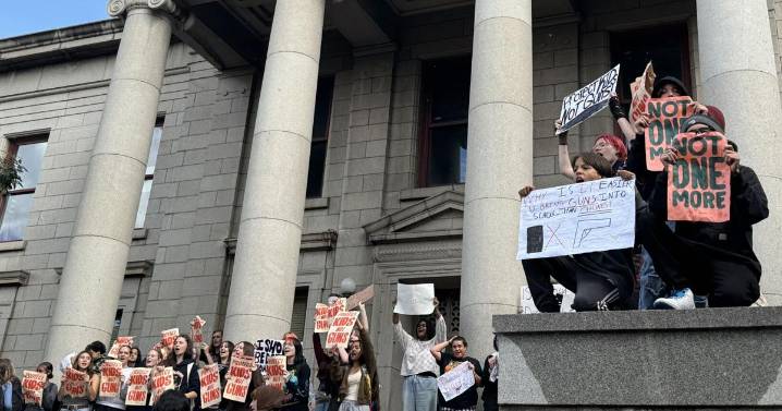 Colorado Springs-area students walk out to protest gun violence