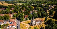 The beautiful commuter village with UK's best pub you can get to on London bus