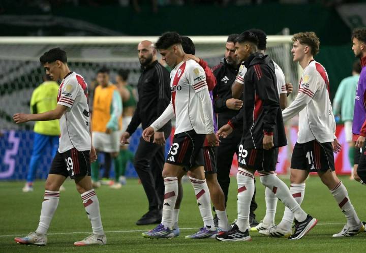 Golpazo en Brasil. River y otra eliminación en la Copa Libertadores, después de invertir 71,5 millones de dólares en 16 refuerzos