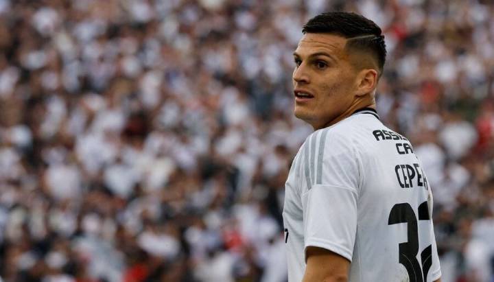 "Me gusta que sea fuera de lo común": La reacción de los hinchas tras ver la nueva camiseta de Colo Colo