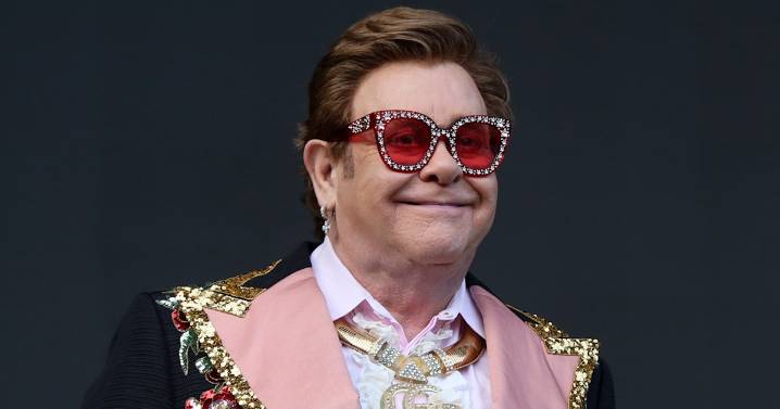 Elton John Reveals The Jewelry He Had Made out of His Kneecaps. (Yes, Really