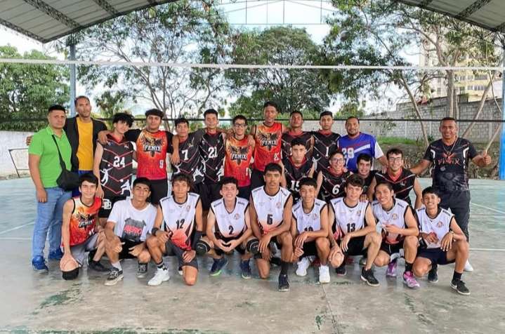 Jóvenes promesas del voleibol buscan apoyo para dejar el nombre del estado en alto
