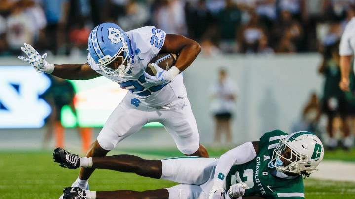 Bill Belichick earns first win as college head coach as North Carolina defeats Charlotte 20