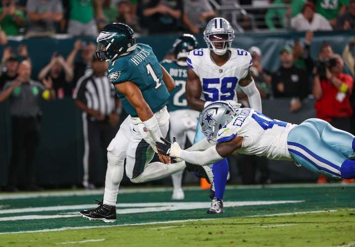 Eagles’ opening night against Cowboys included some weird spit, a weather delay and a victory