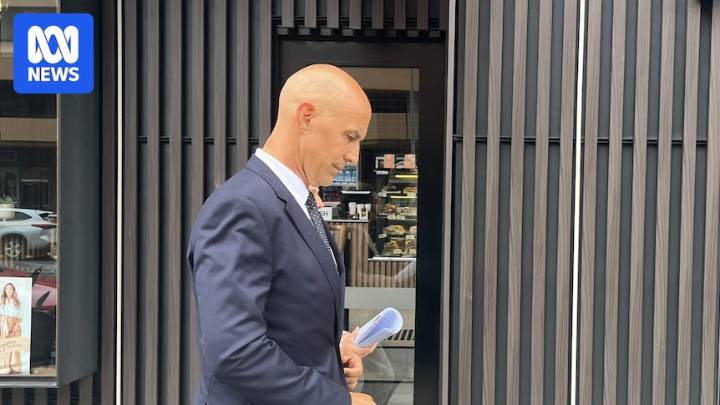Warren Tredrea ordered to pay Channel Nine's $149,000 appeal legal costs