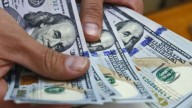 Vuelve el cepo: los compradores de dólar oficial no podrán operar divisas financieras