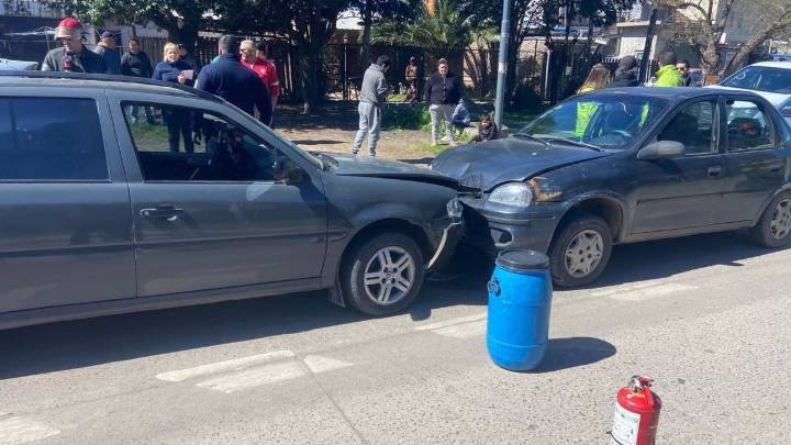 Fuerte choque en cadena en Almirante Brown: seis personas heridas