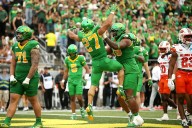 Oregon jumps to No. 4 in AP Top 25 behind Ohio St, Penn St, LSU; Illinois, Florida State into top 10