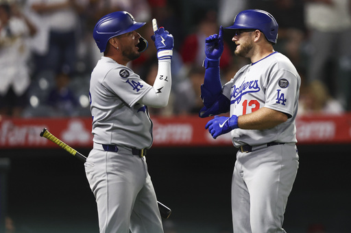 Max Muncy se va de 0-3 en su regreso a la alineación de los Dodgers tras 23 juegos ausente