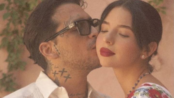 Ángela Aguilar ignora rumores de infidelidad y presume su amor por Christian Nodal en un bello atardecer