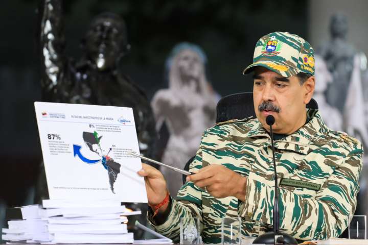 Presidente Maduro a Trump: El Gobierno de EEUU debe abandonar su plan