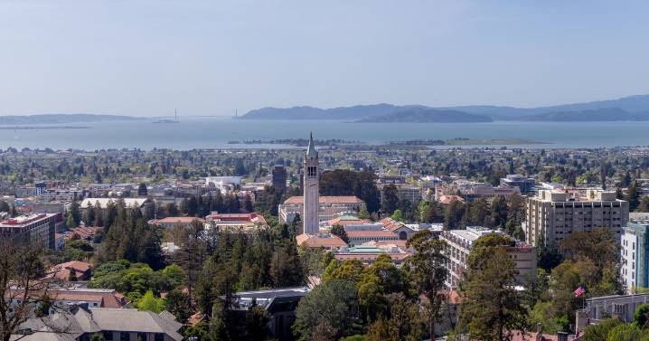 Berkeley earthquake LIVE: San Francisco area shaken by 'strong' tremor