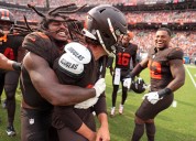 Kicker has a moment, Browns have a stunning victory