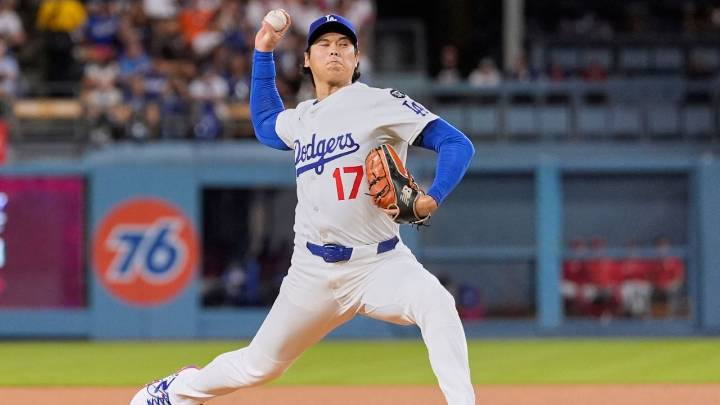 Report: Ohtani could move to bullpen, play outfield for Dodgers in playoffs