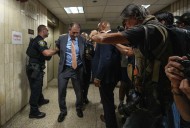 BREAKING: Brad Lander, Jumaane Williams and 12 other NYC elected officials arrested by feds at immigration court sit