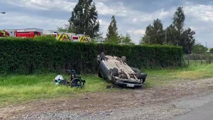 Familia sufre accidente en Ruta 78: Bebé de 5 meses y su hermana de 6 años sufren lesiones graves tras volcamiento