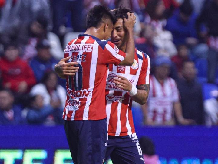 Chivas goza del Play-in tras imponerse a Puebla