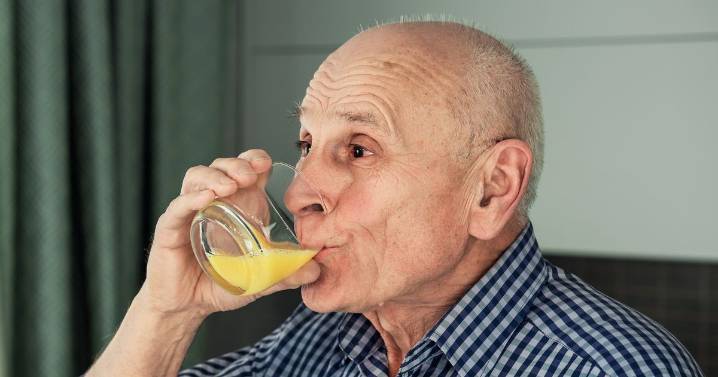Popular fruit drink that could lower cholesterol and blood pressure