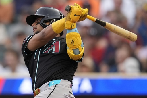Sencillo decisivo de Moreno impulsa tres carreras y Diamondbacks vencen 5