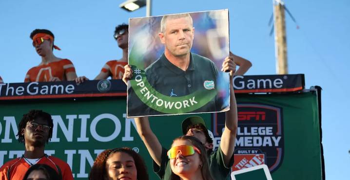 Photos: ESPN College GameDay at the University of Miami