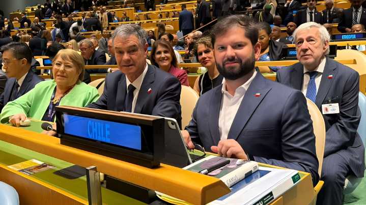 Ossandón se entusiasma con Bachelet: "Una chilena en la cima de la ONU es como ganar la Copa del Mundo"