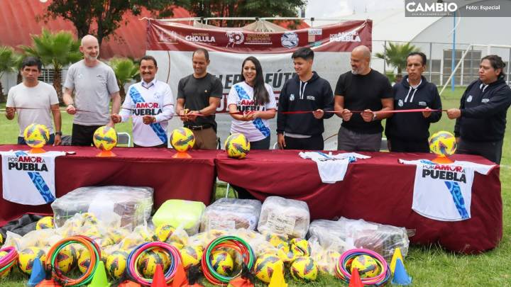Tonantzin Fernández pone en marcha talleres de fútbol del Club Puebla en San Pedro Cholula