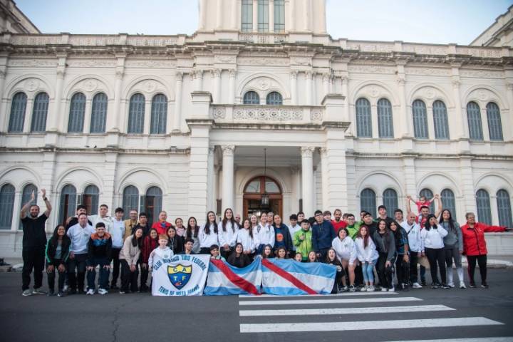 Juegos Evita: la delegación de Entre Ríos partió rumbo a Mar del Plata