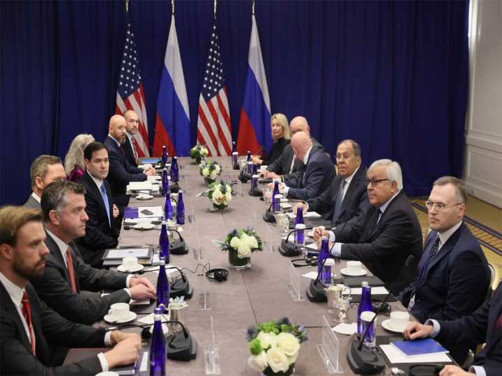 US Secretary of State Marco Rubio meets Russian Foreign Minister Sergey Lavrov on UNGA sidelines