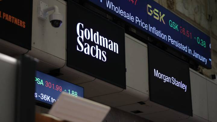 Fed rate cuts will make dividend stocks more appealing for income investors. Here are a few standouts