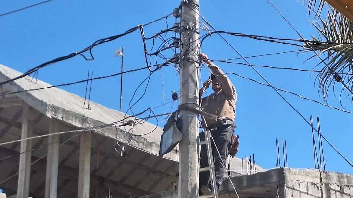 Hasta 600 reportes por fallas en alumbrado público atienden al mes en Tehuacán