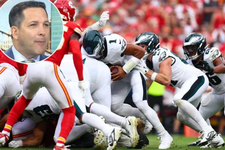 ESPN's Adam Schefter in heated radio interview over tush push