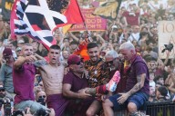 De capitán despojado a héroe del derbi: gol de Pellegrini le da la victoria a la Roma ante la Lazio