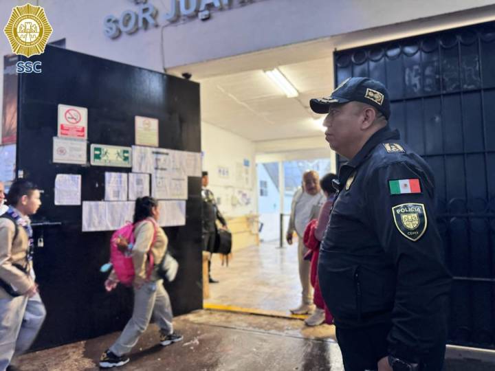 Cuidan 15 mil policías a 2 millones de estudiantes en regreso a clases