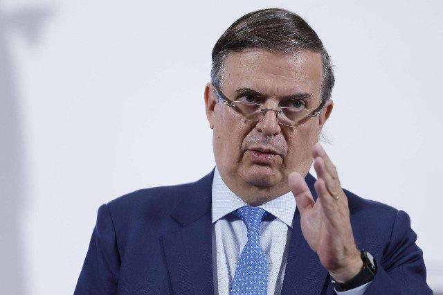 México aplicaría aranceles de 50% a importaciones de Asia para proteger industria nacional