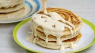 Transformá la hora del mate y prepará estos waffles de roll de canela, fáciles e irresistibles
