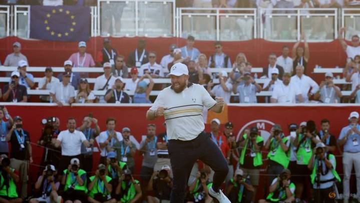 Lowry secures Ryder Cup for Europe at Bethpage Black