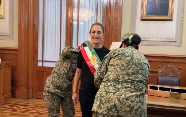 “Portar la banda presidencial es un honor y un privilegio”