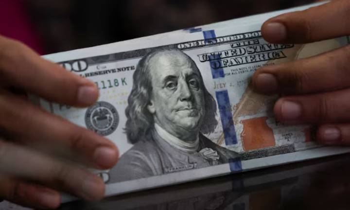 Creció la brecha cambiaria por las nuevas restricciones del BCRA