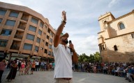 Alvise arremete contra la clase política