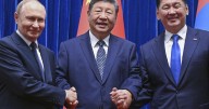 Xi and Putin reaffirm 'old friend' ties in the face of US challenges