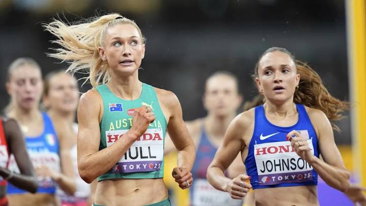 Lewis smashes her own Australian 100m record at worlds