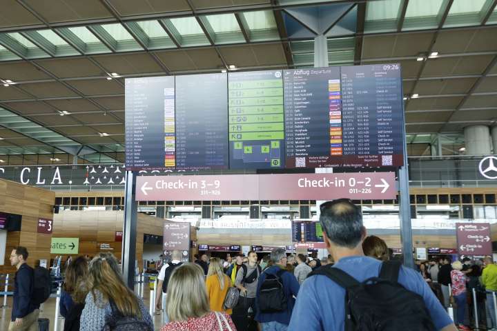 Reportan ciberataque en principales aeropuertos europeos