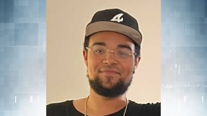 Victoria police seek help finding missing man last seen near Esquimalt Plaza