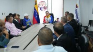 Autoridades del beisbol y Mindeporte planifican clasificación a Juegos Olímpicos 2028