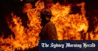 Bushfire risk prevention: Expert fears weakening of regulation after NSW planning reforms