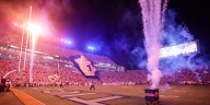 AP football rankings: Auburn enters Top 25, Alabama moves up