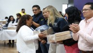 Entrega Huixquilucan uniformes y equipamiento a servidores públicos